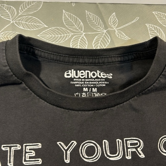 Men’s Bluenotes T-Shirt (Has holes) - Picture 3 of 5
